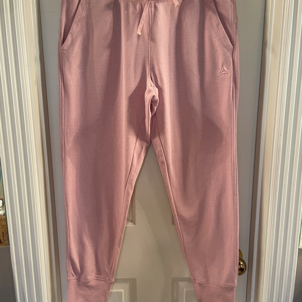 Rose colored Reebok joggers - Picture 4 of 7